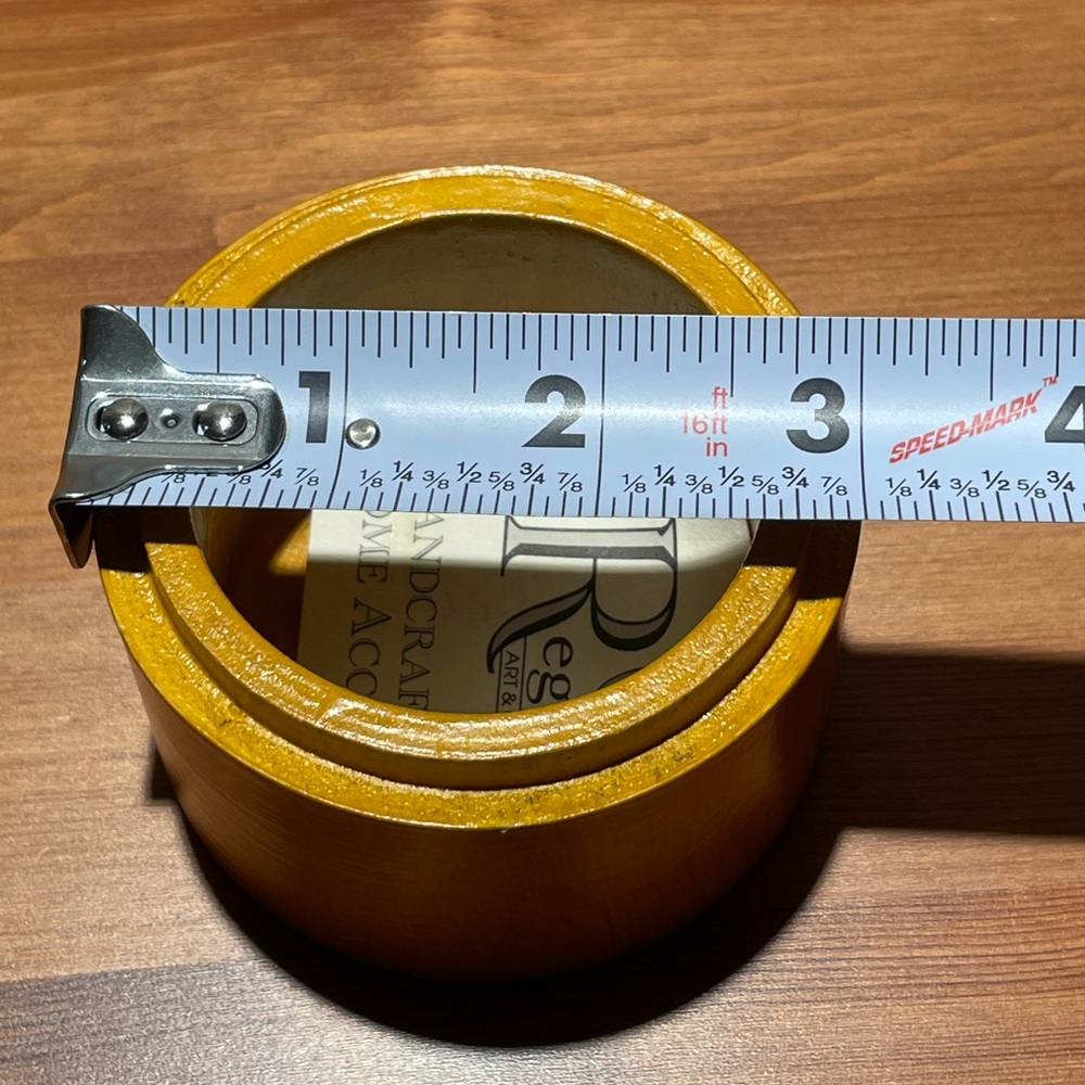 VTG Cat Playing With Yarn Stamped Emblem Lidded Trinket Box Bamboo Jewelry Decor - Picture 15 of 16